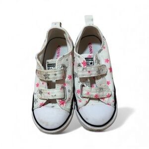 Toddler girl Converse Kids' Sneakers with Star size 9